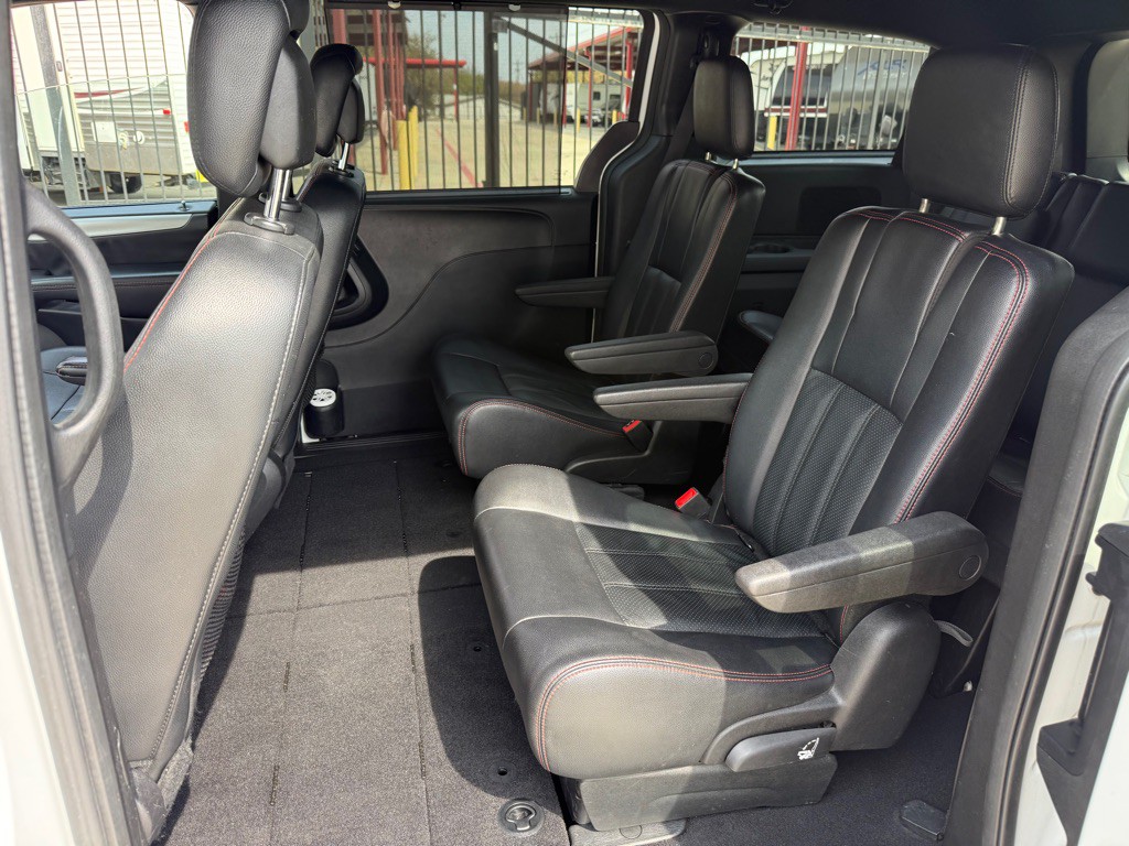 2019 Dodge Grand Caravan Image 9