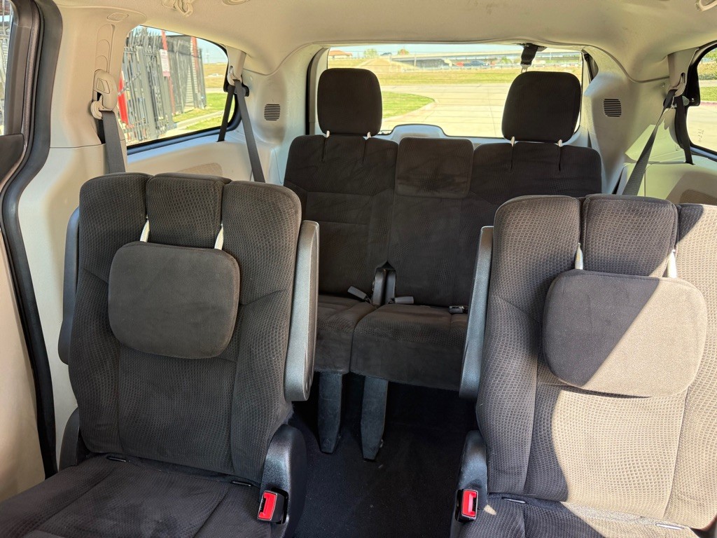 2016 Dodge Grand Caravan Image 10