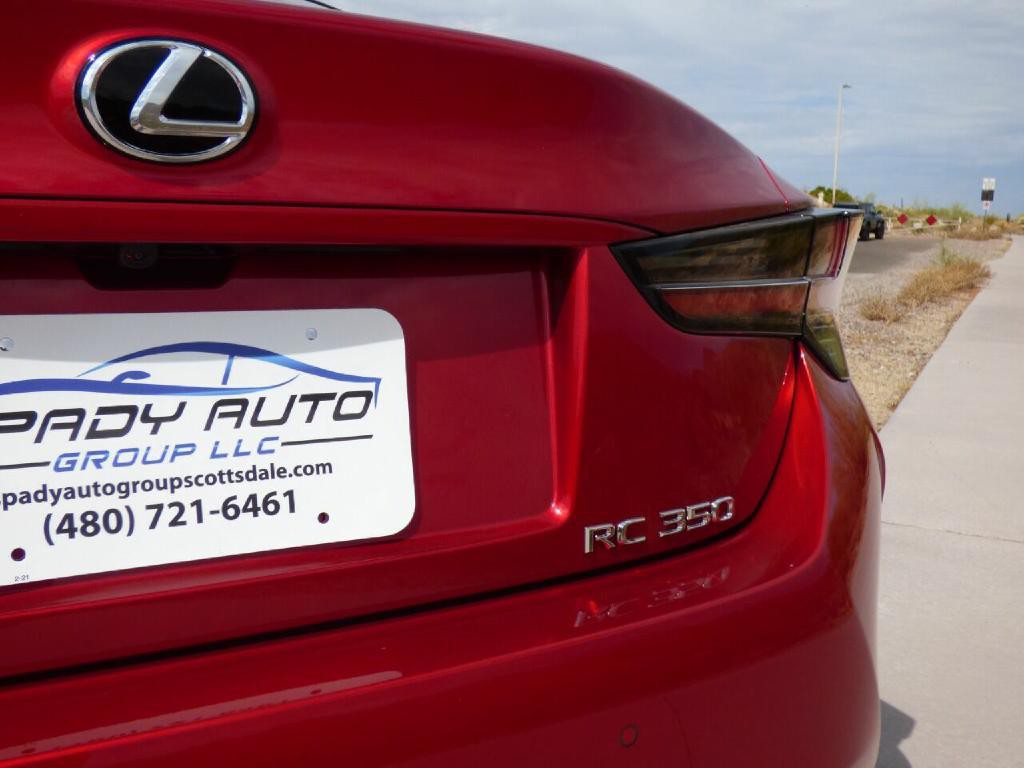 2022 Lexus RC 300 Image 10
