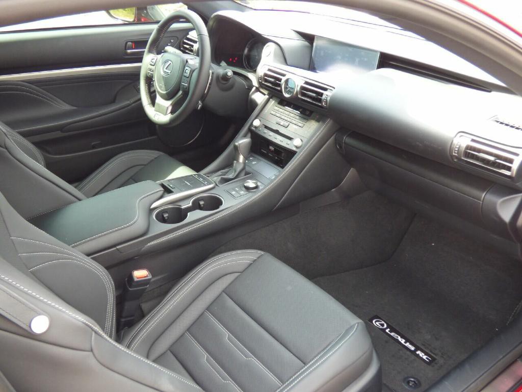 2022 Lexus RC 300 Image 13