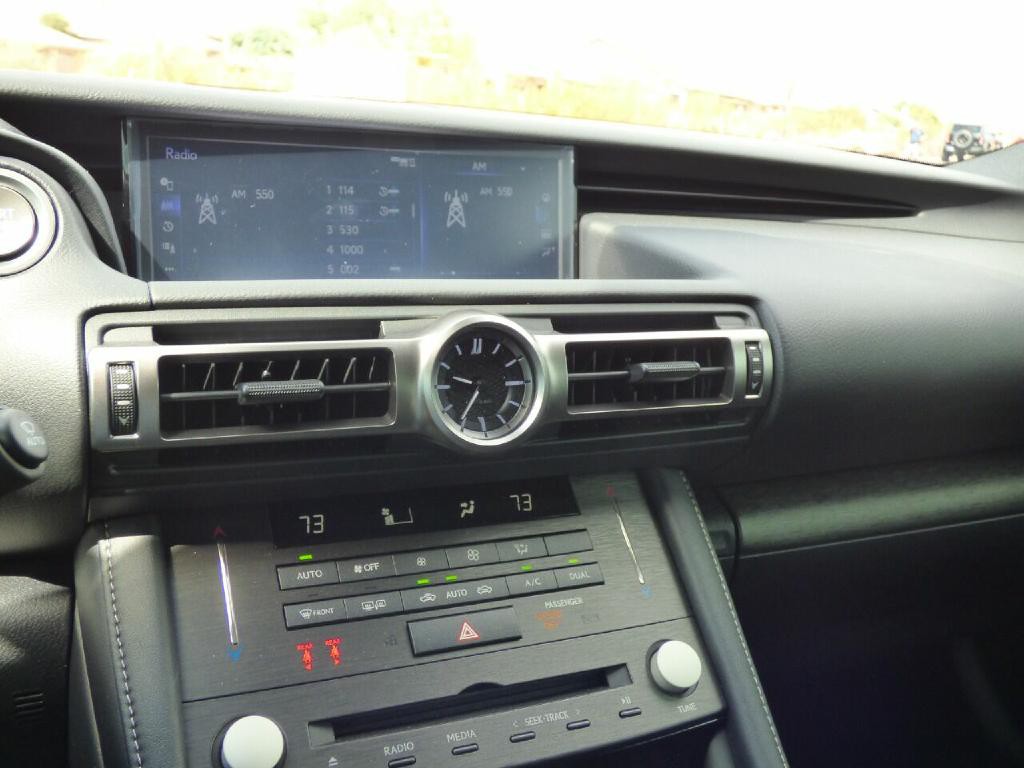 2022 Lexus RC 300 Image 15
