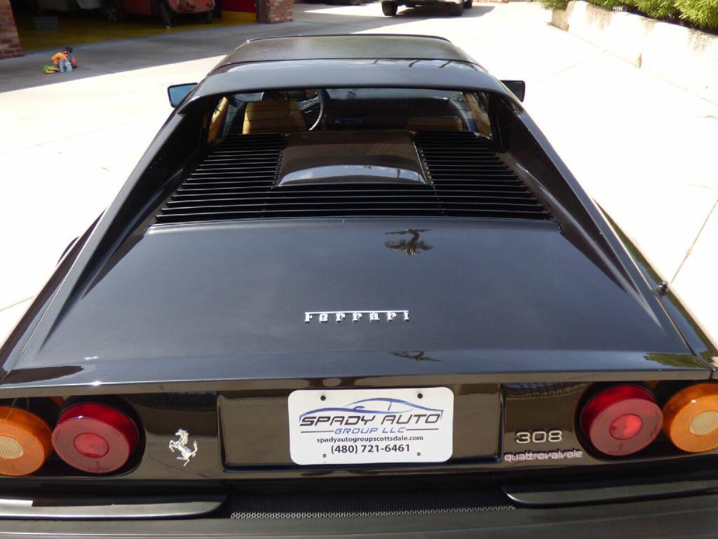 1985 Ferrari 308 Image 8