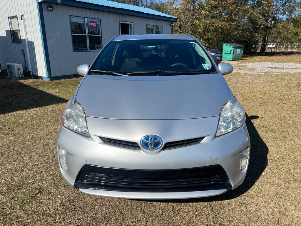 2012 Toyota Prius Image 2
