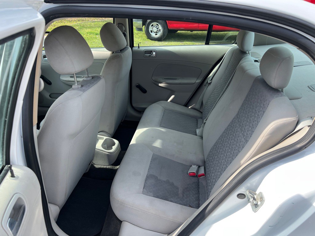 2010 Chevrolet Cobalt Image 11