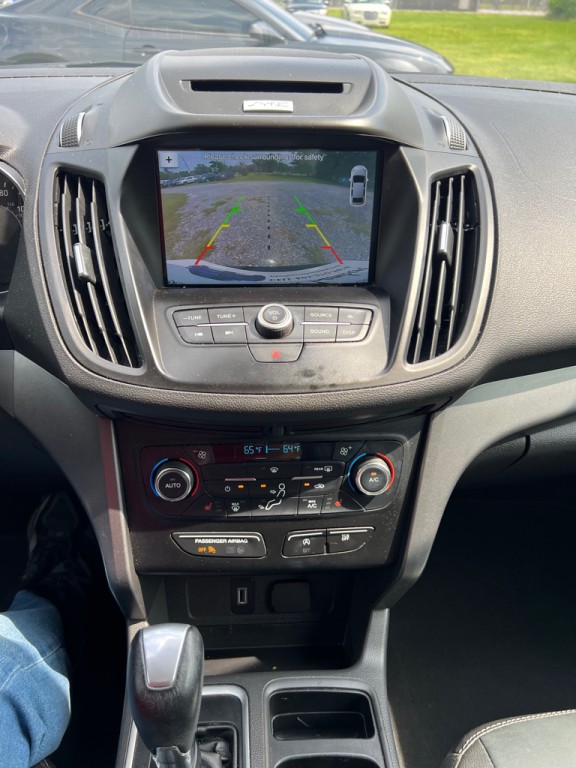 2017 Ford Escape Image 9