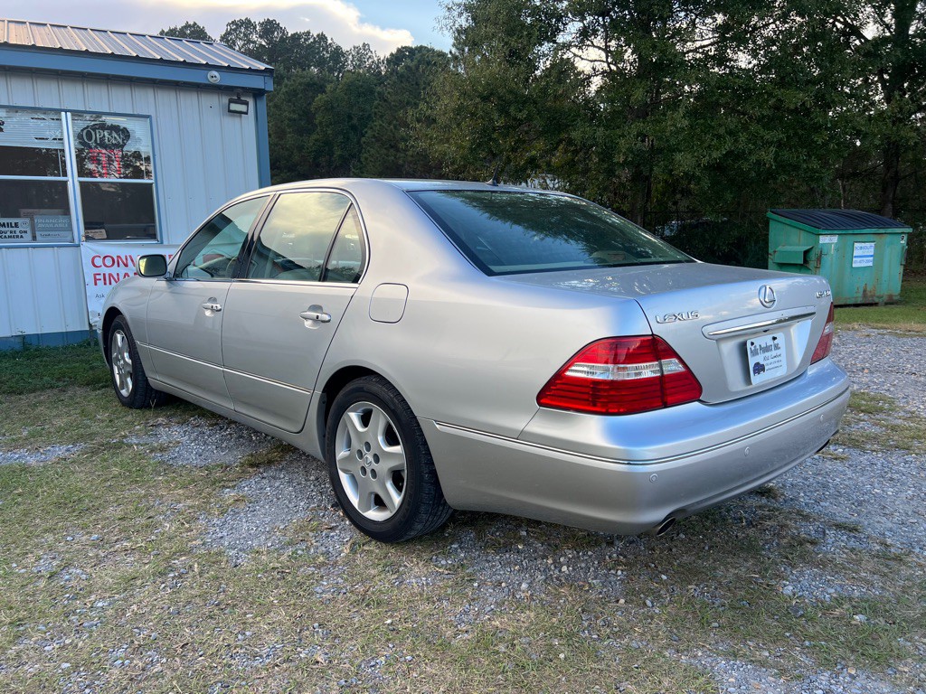 2004 Lexus LS Image 6