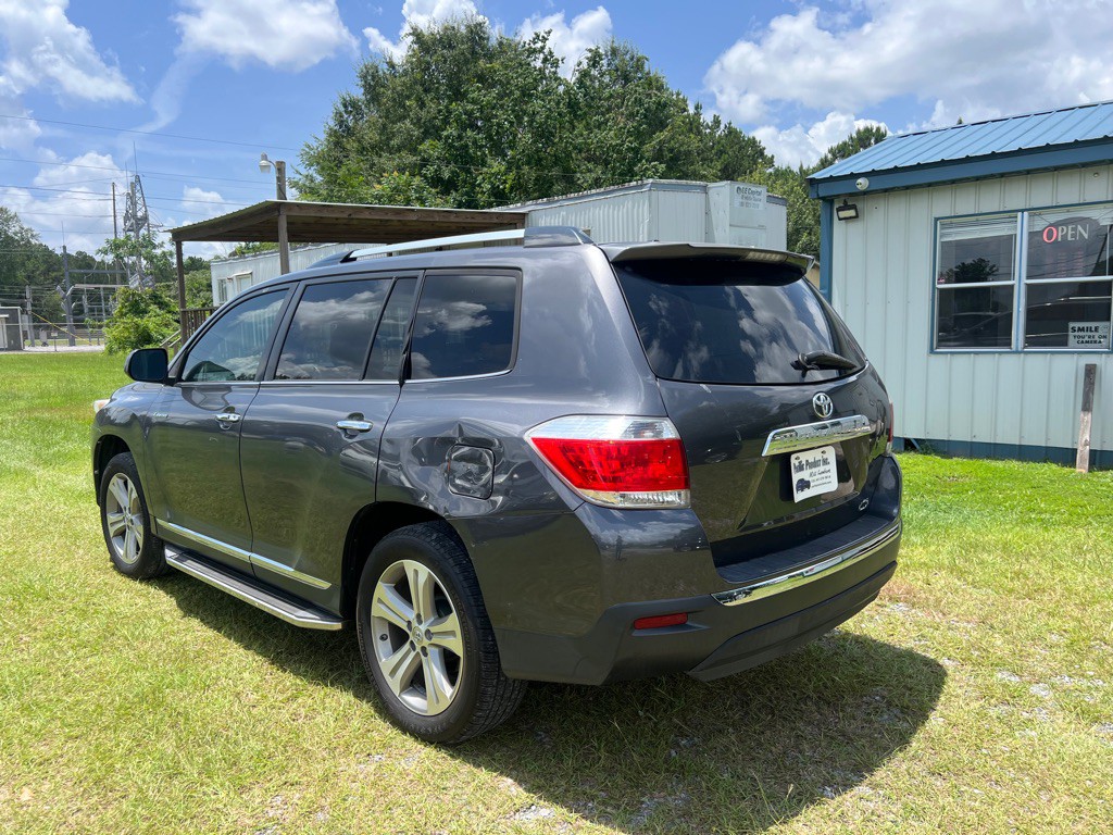 2013 Toyota Highlander Image 4