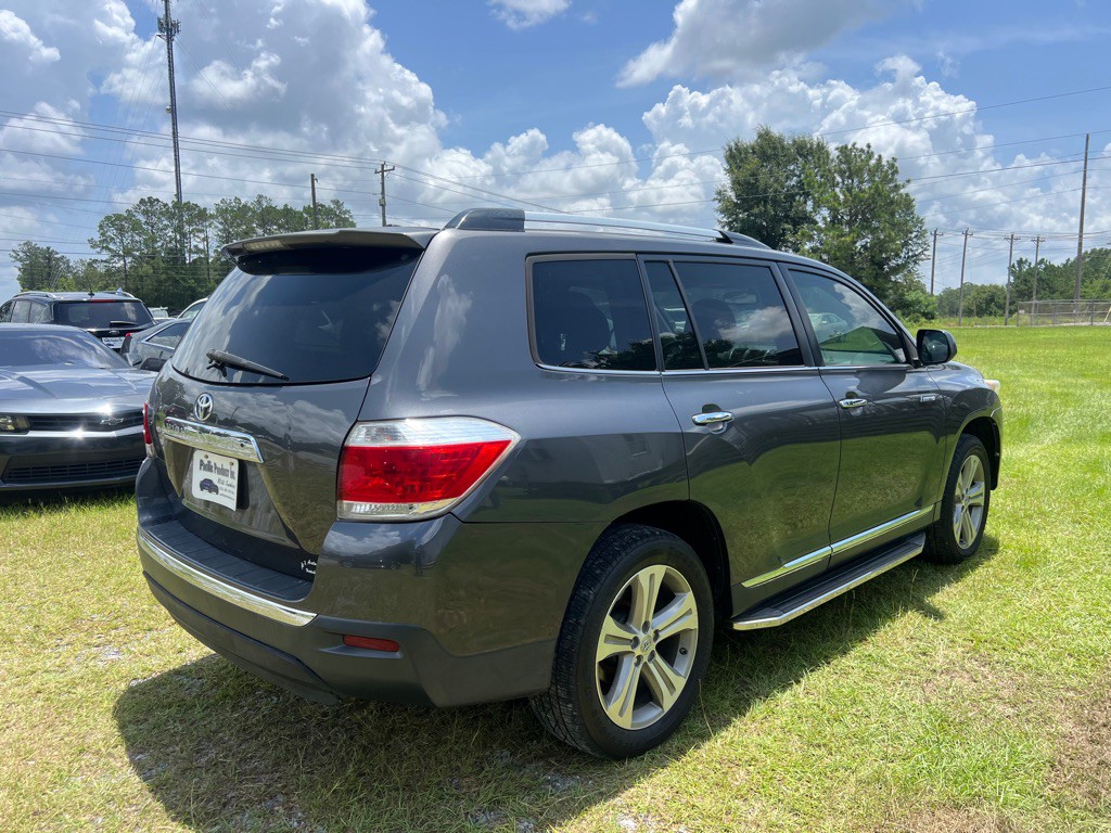 2013 Toyota Highlander Image 6