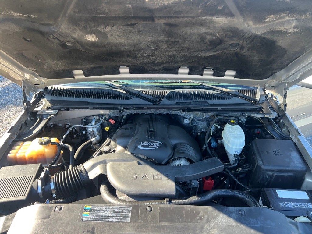 2004 Cadillac Escalade Image 7