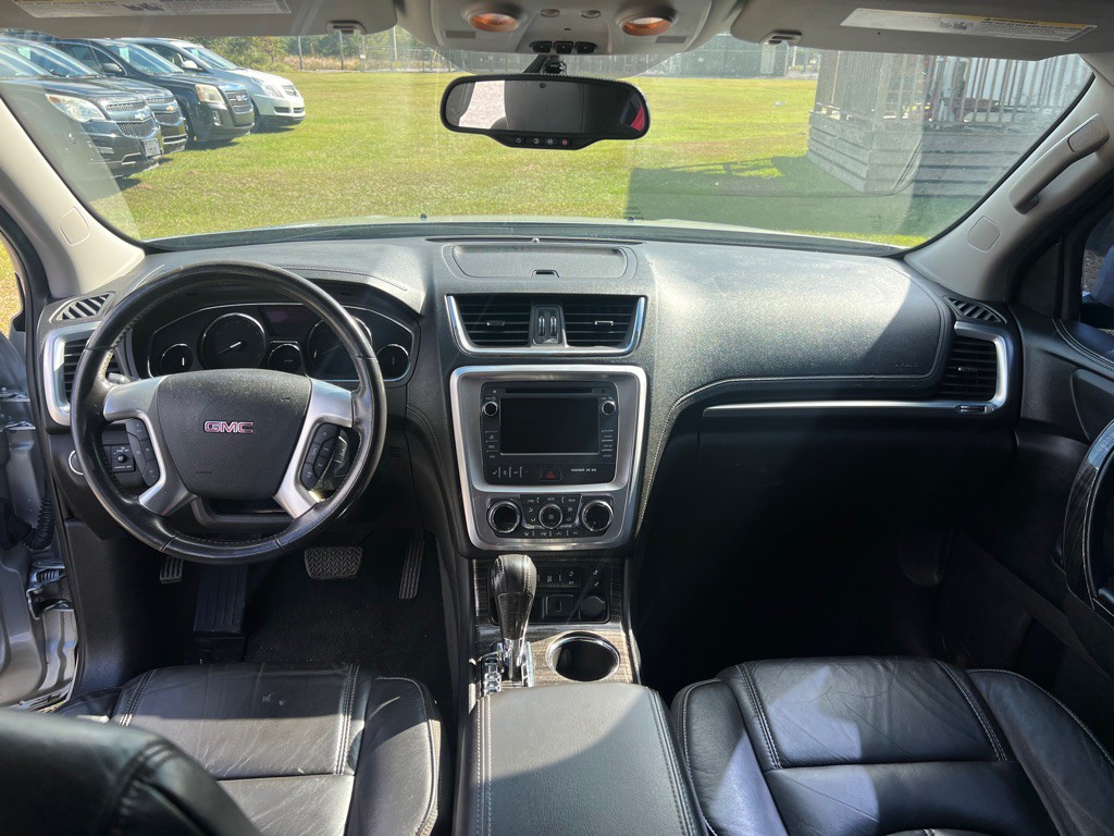 2015 GMC Acadia Image 10