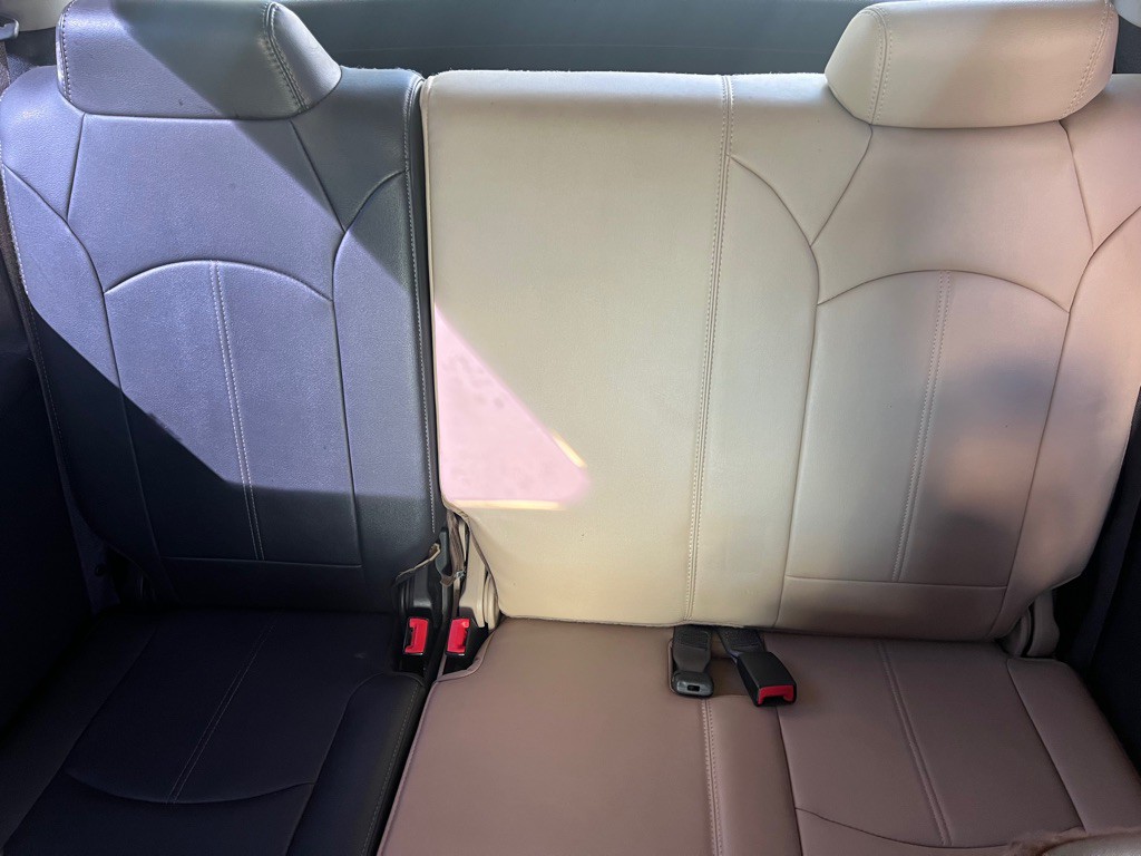 2015 GMC Acadia Image 13