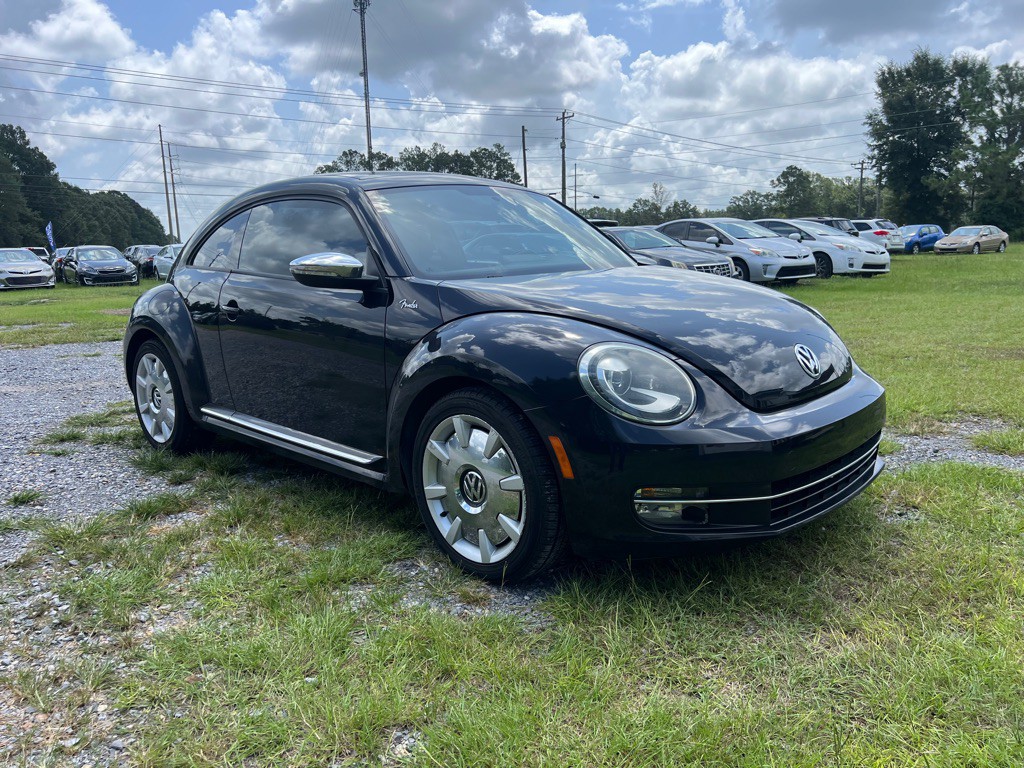 2013 Volkswagen Beetle Image 5