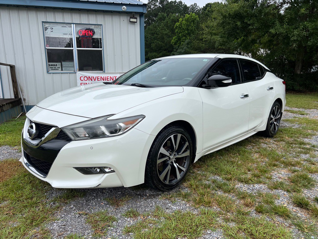 2017 Nissan Maxima Image 3