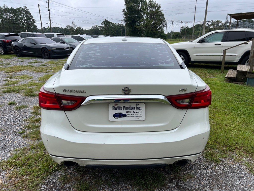 2017 Nissan Maxima Image 5