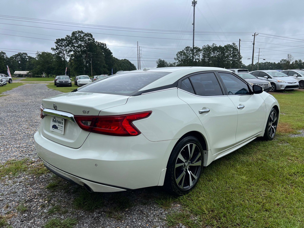2017 Nissan Maxima Image 6