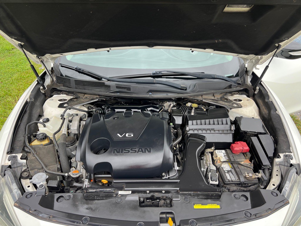 2017 Nissan Maxima Image 7