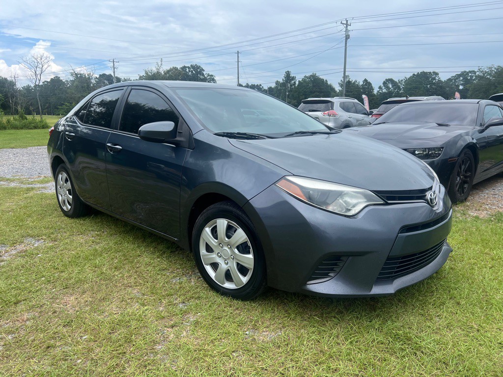 2015 Toyota Corolla Image 1