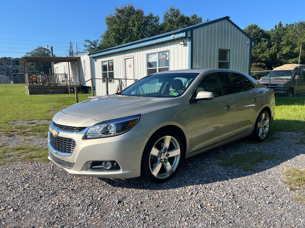 2015 Chevrolet Malibu Image 1