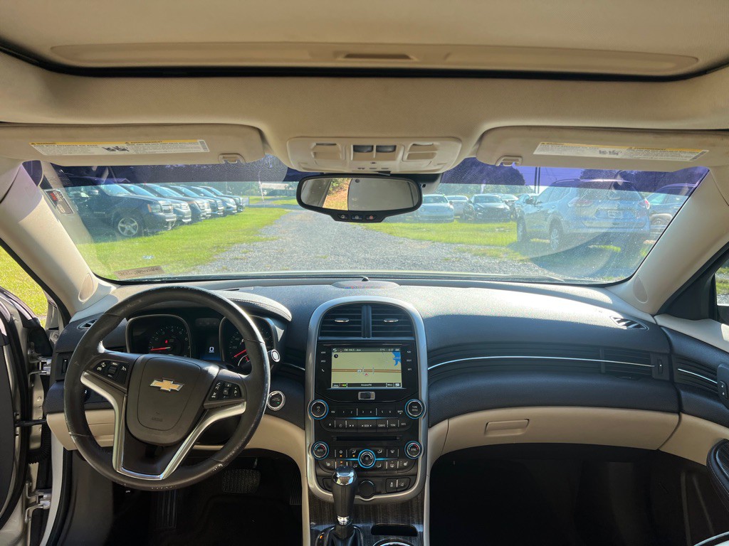 2015 Chevrolet Malibu Image 10