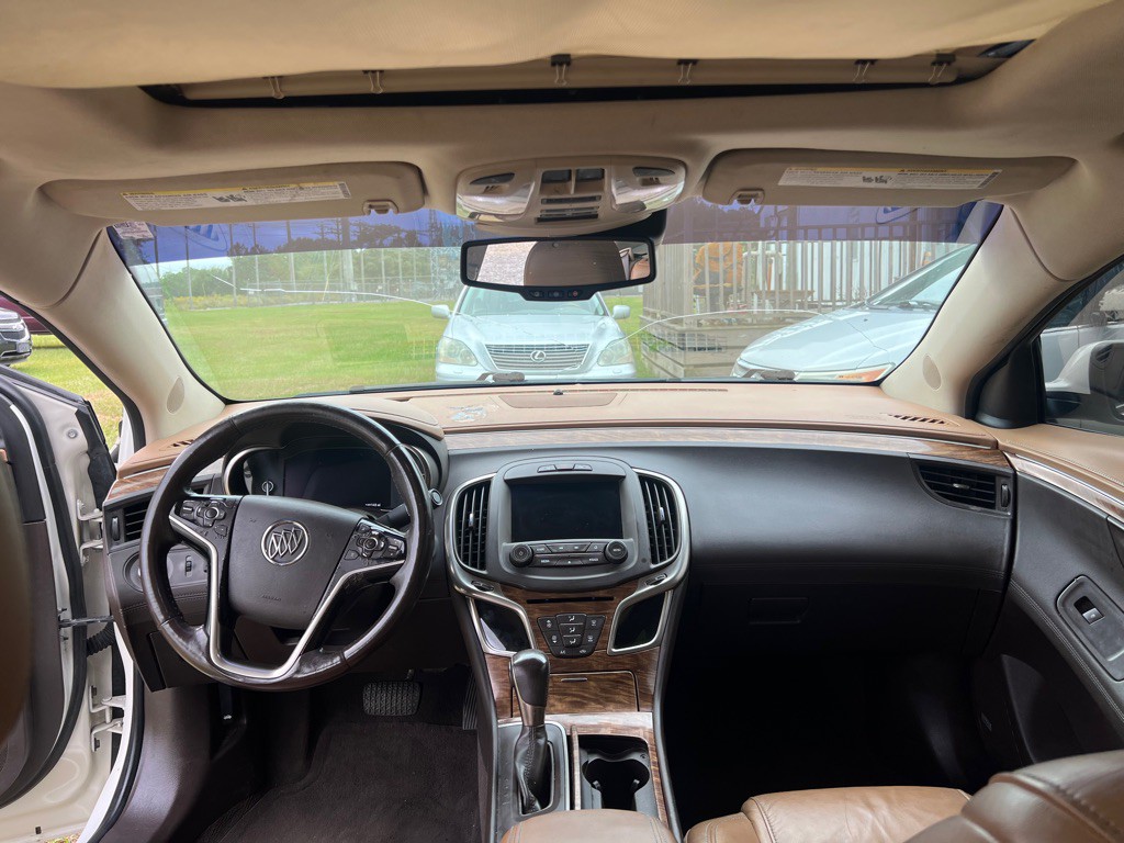 2014 Buick Lacrosse Image 10