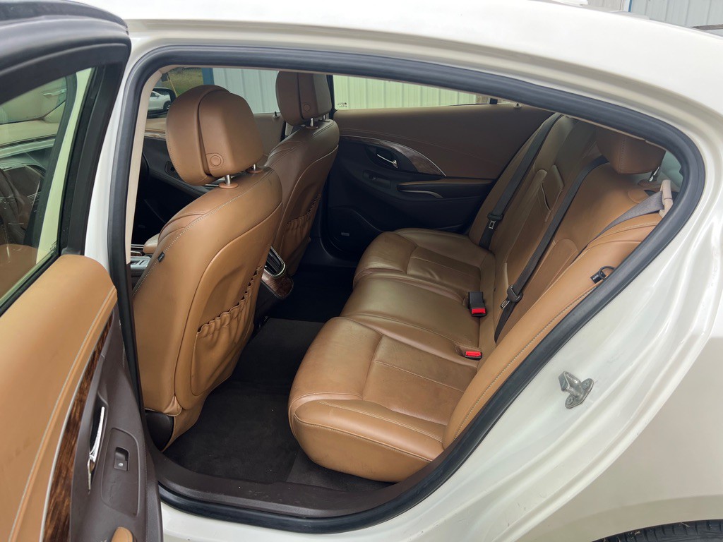 2014 Buick Lacrosse Image 12