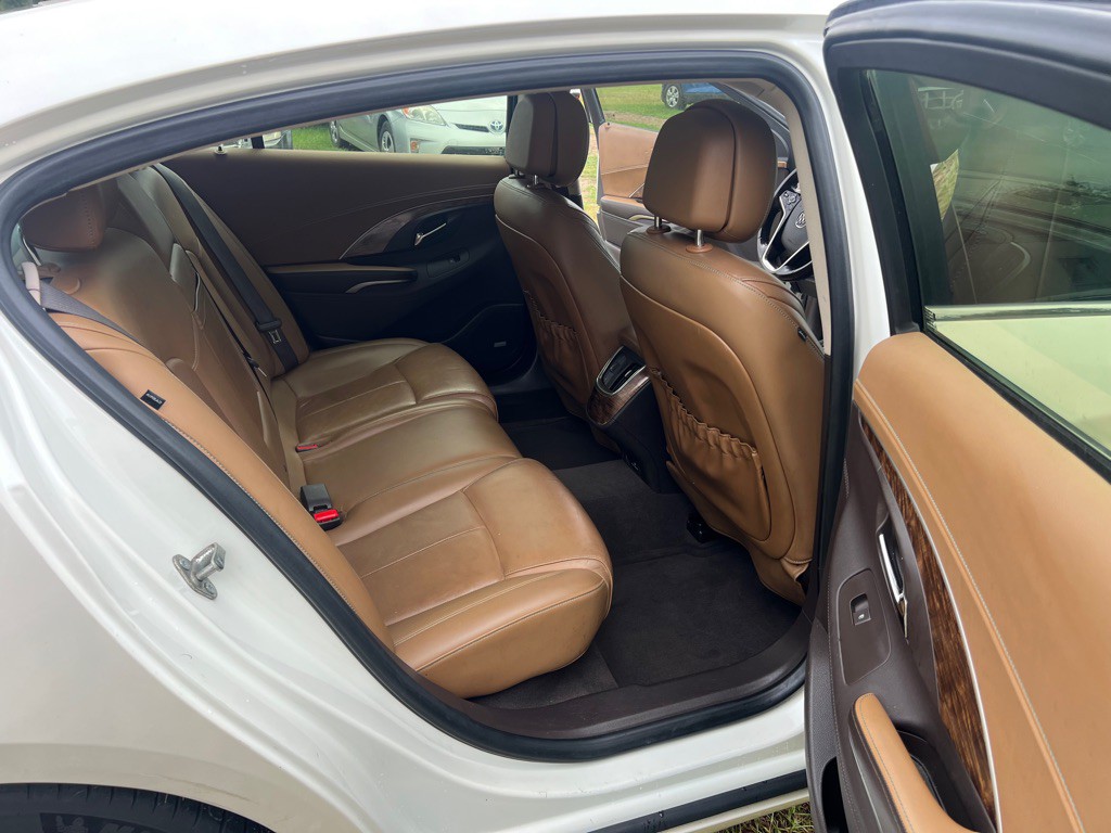 2014 Buick Lacrosse Image 13