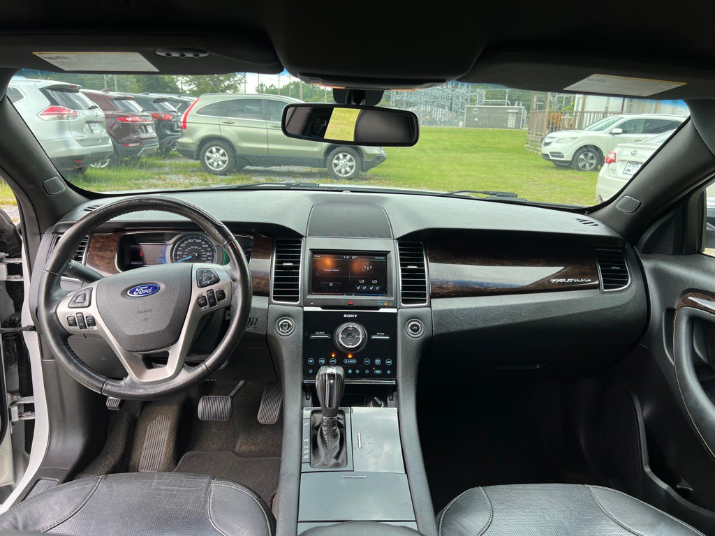 2013 Ford Taurus Image 10