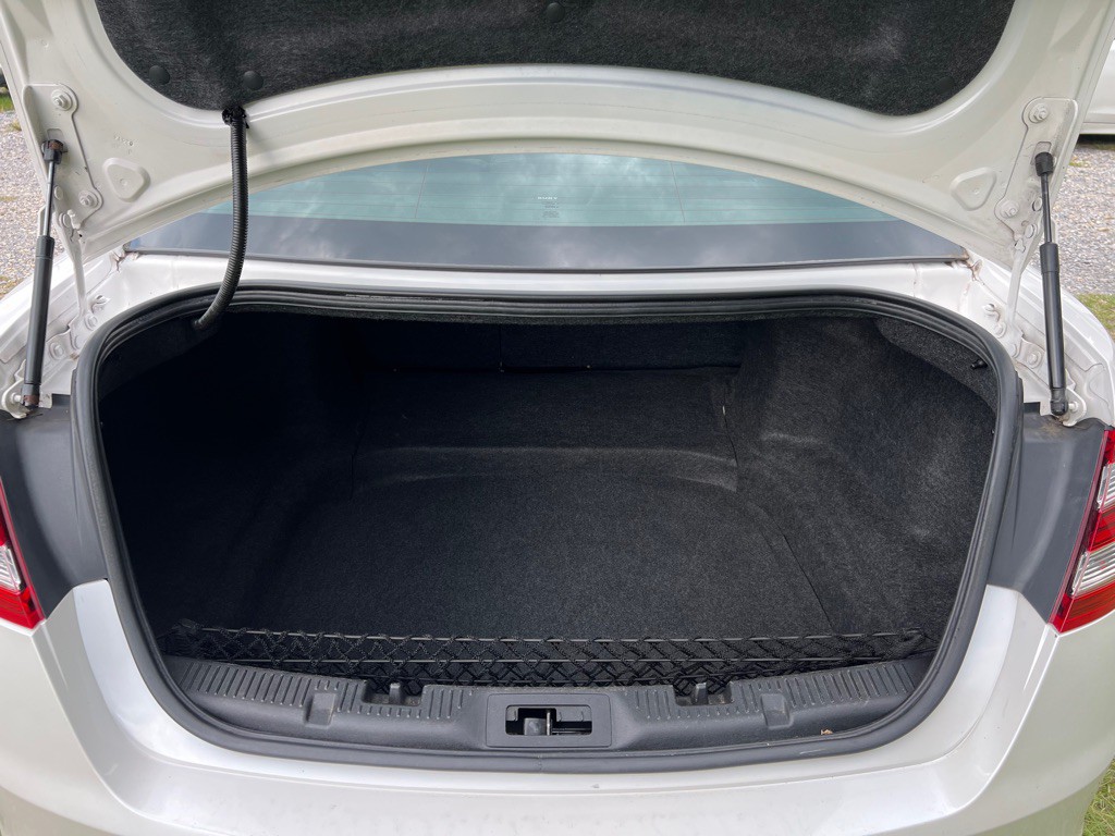 2013 Ford Taurus Image 13