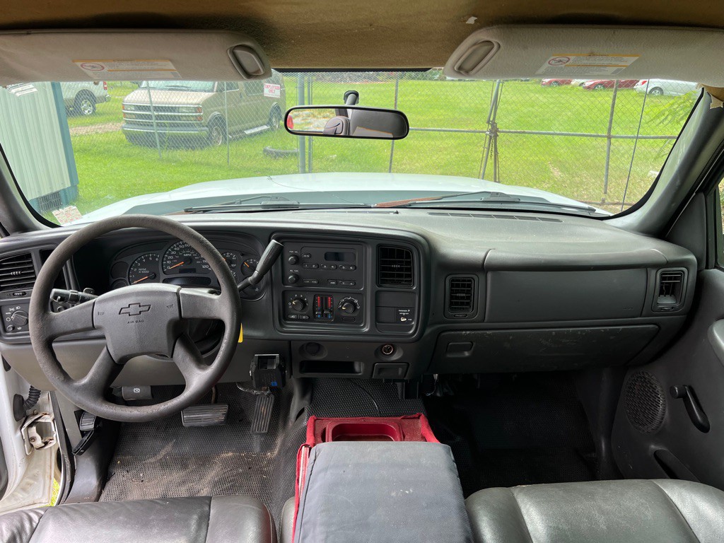 2005 Chevrolet Silverado 1500 Image 8