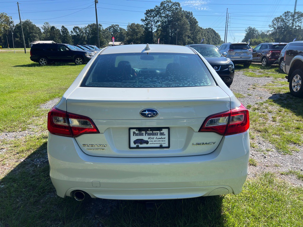 2016 Subaru Legacy Image 5