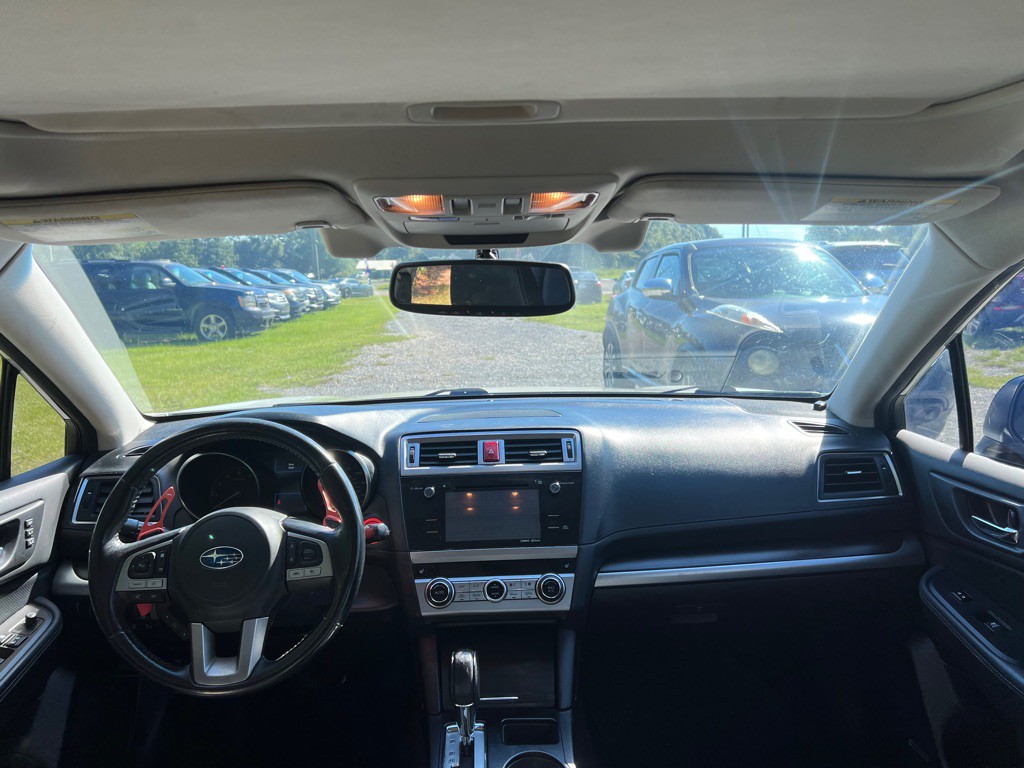 2016 Subaru Legacy Image 9