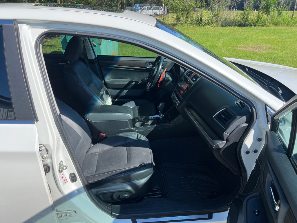 2016 Subaru Legacy Image 14