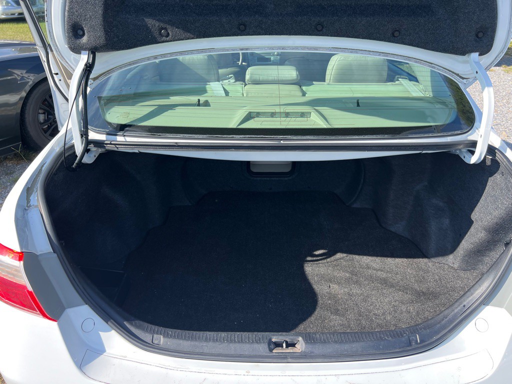 2009 Toyota Camry Image 12