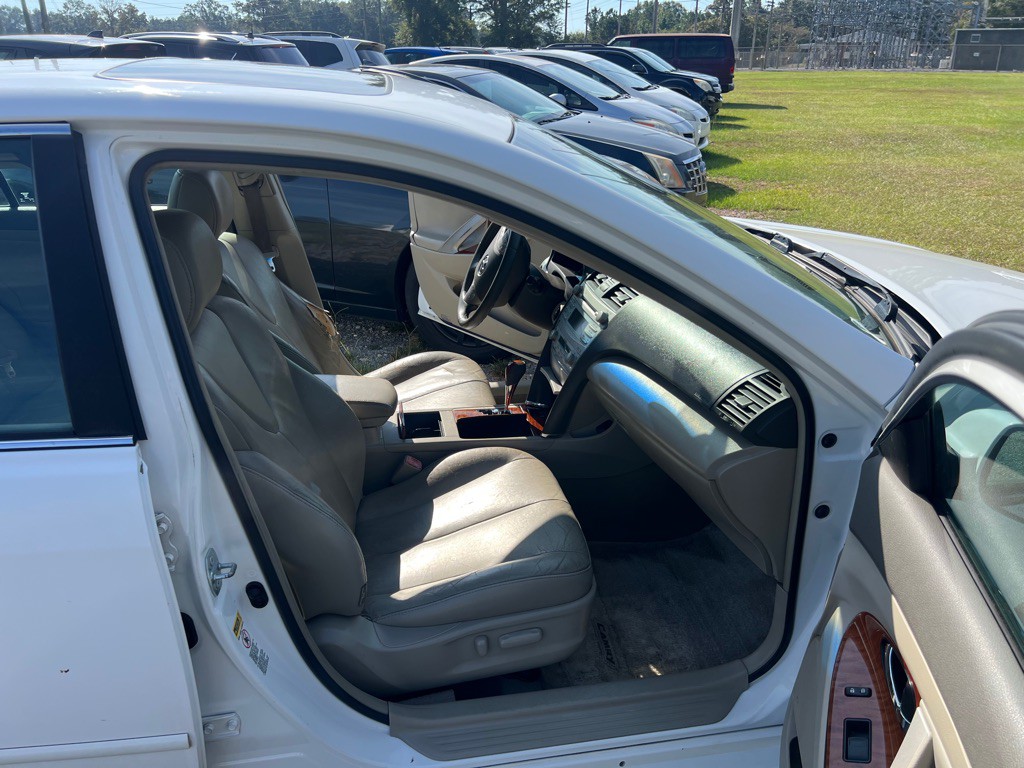 2009 Toyota Camry Image 14