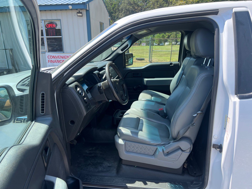 2013 Ford F-150 Image 10