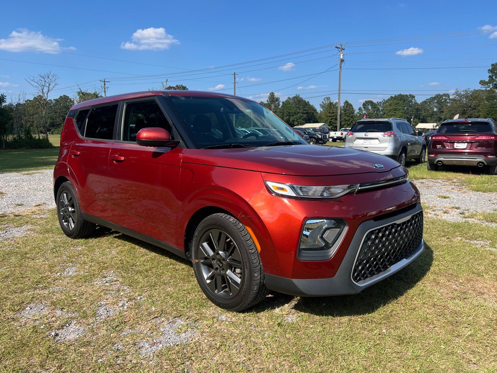2021 Kia Soul Image 1