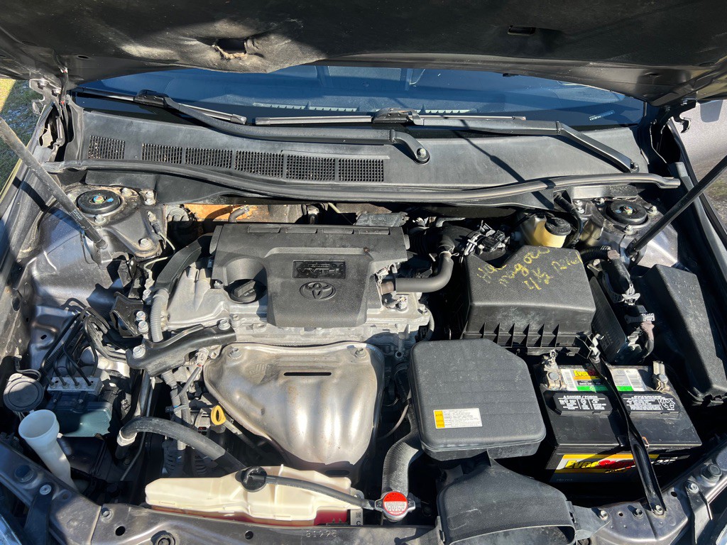 2016 Toyota Camry Image 7