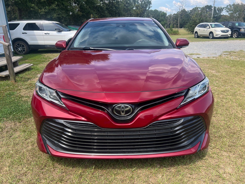 2018 Toyota Camry Image 2
