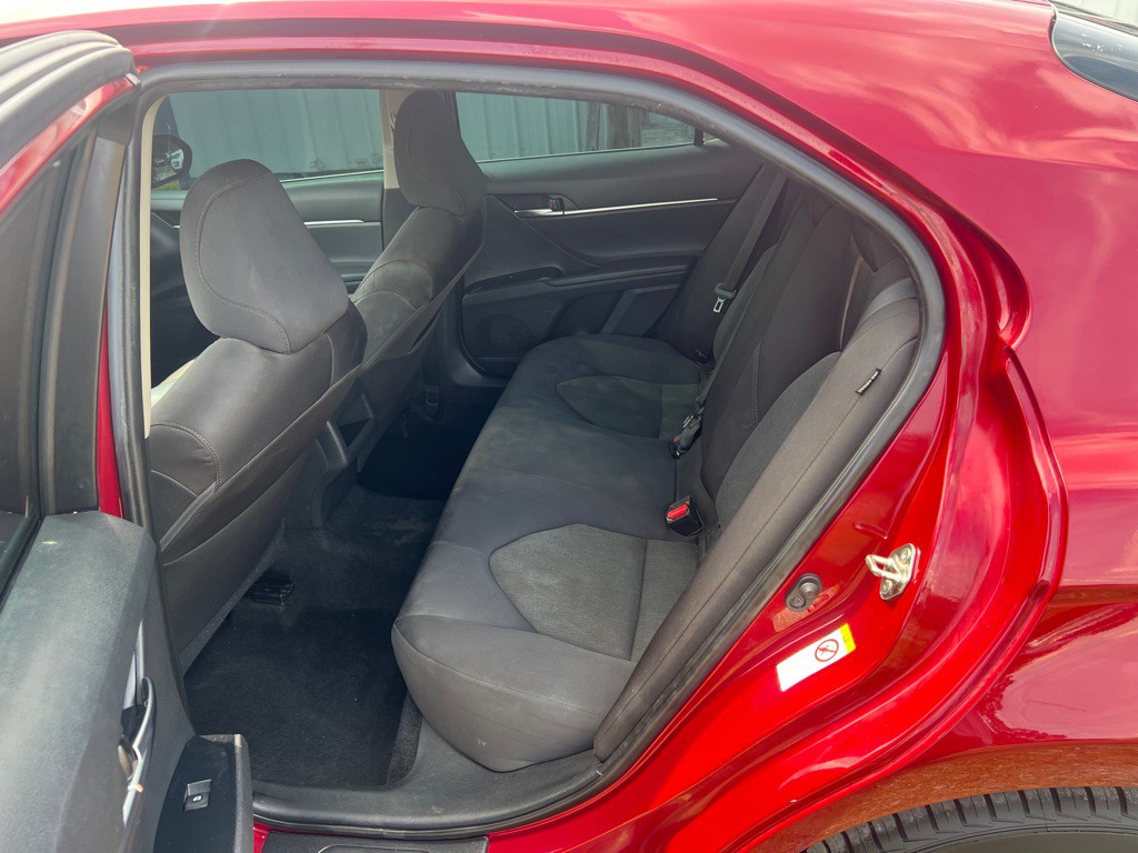 2018 Toyota Camry Image 12