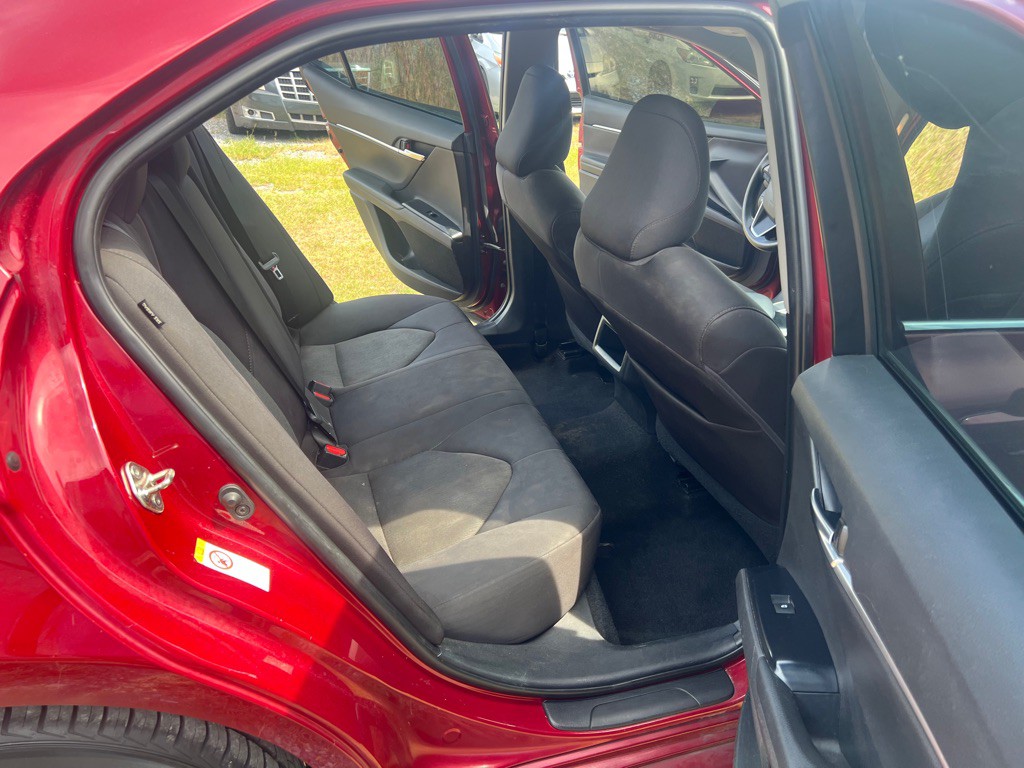 2018 Toyota Camry Image 14