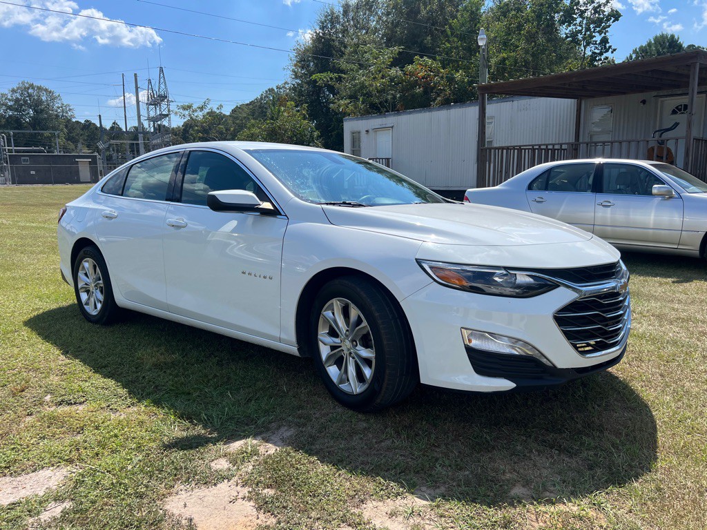 2021 Chevrolet Malibu Image 3