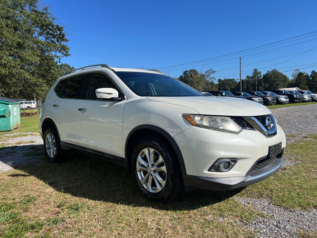 2016 Nissan Rogue Image 1