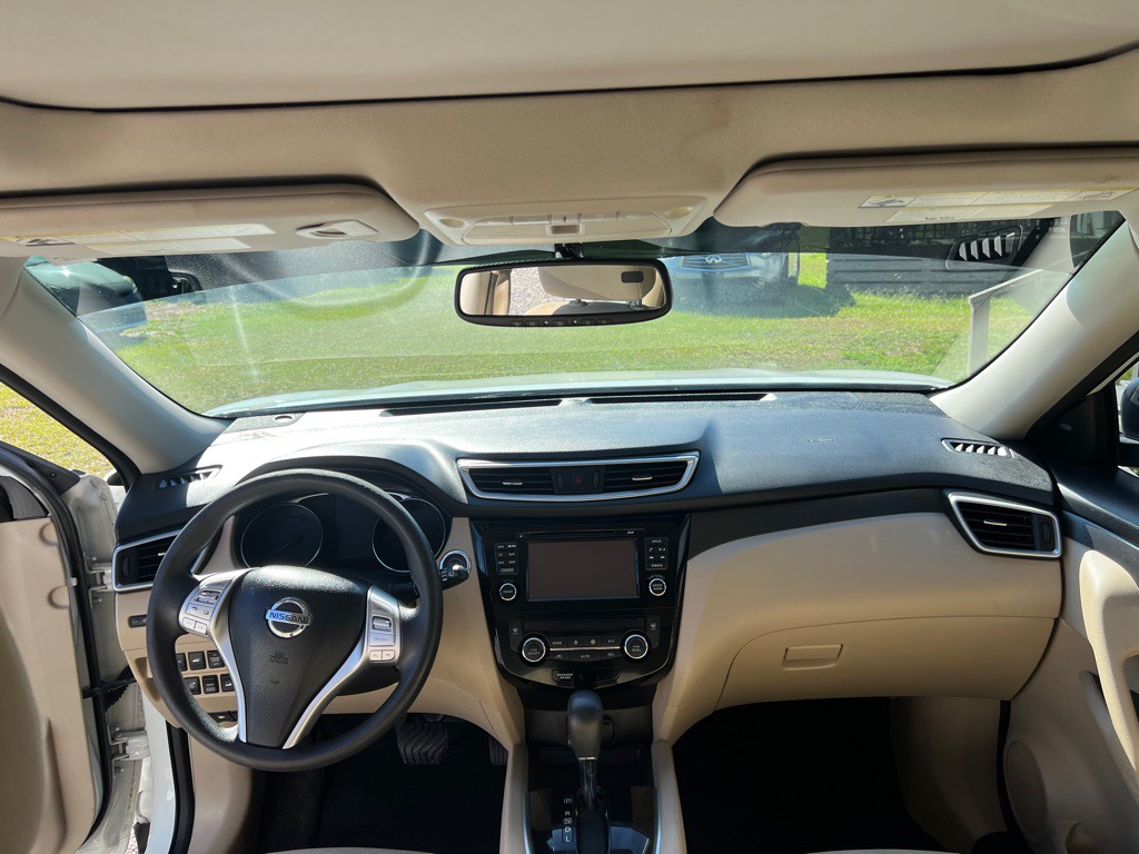 2016 Nissan Rogue Image 11
