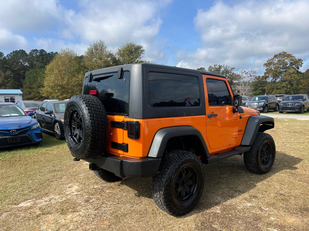 2012 Jeep Wrangler Image 4