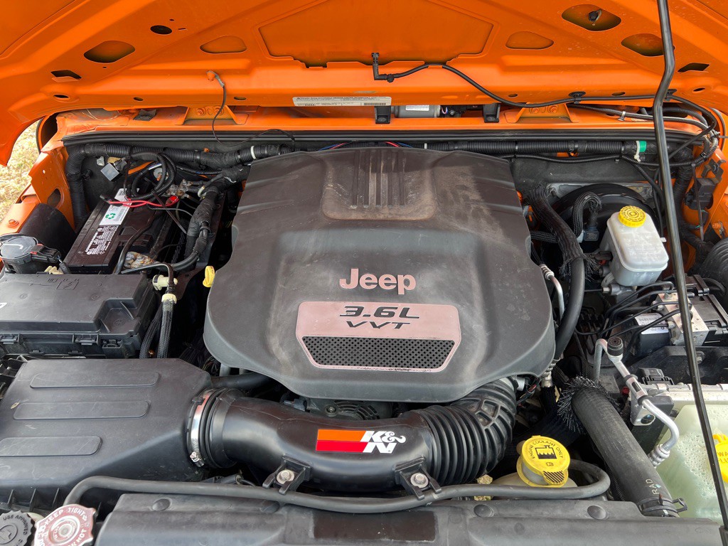 2012 Jeep Wrangler Image 7