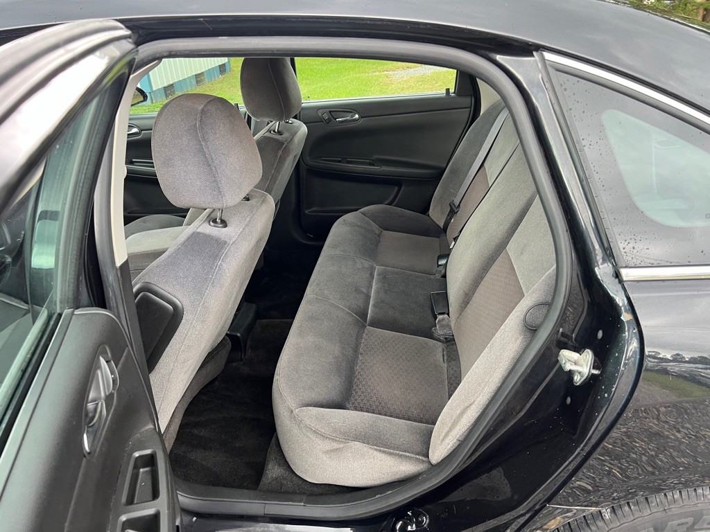 2012 Chevrolet Impala Image 11