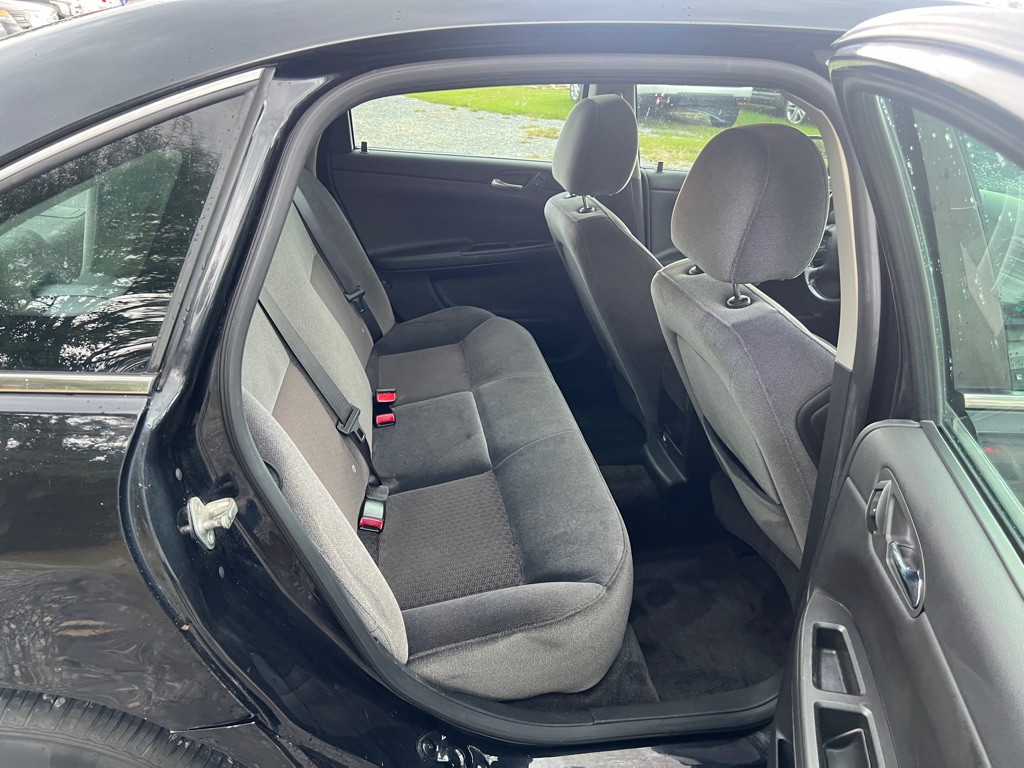 2012 Chevrolet Impala Image 13