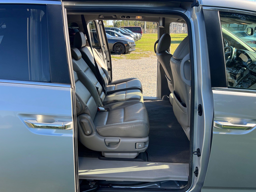 2013 Honda Odyssey Image 15