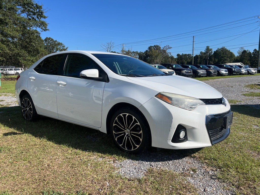 2016 Toyota Corolla Image 1