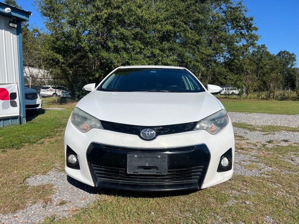 2016 Toyota Corolla Image 2